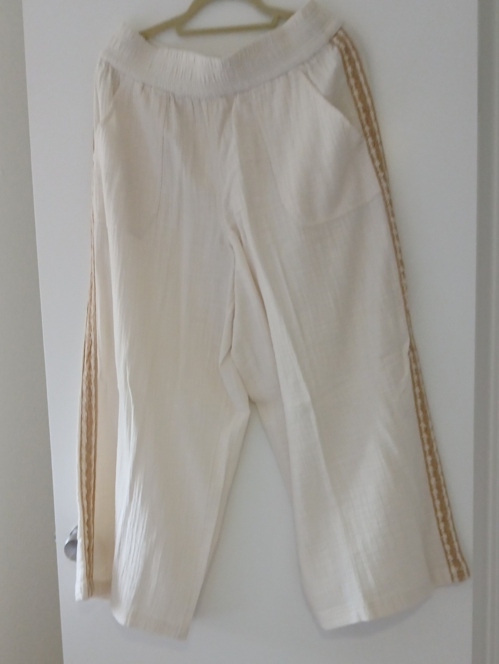 Aerie Women’s Cream Wide-Leg Pants with Side Trim Nwt
